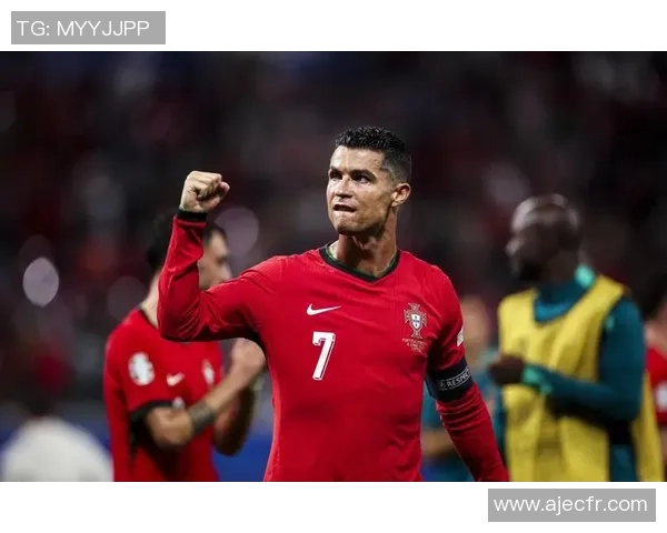 骨灰级足球明星的传奇人生与不朽成就揭秘